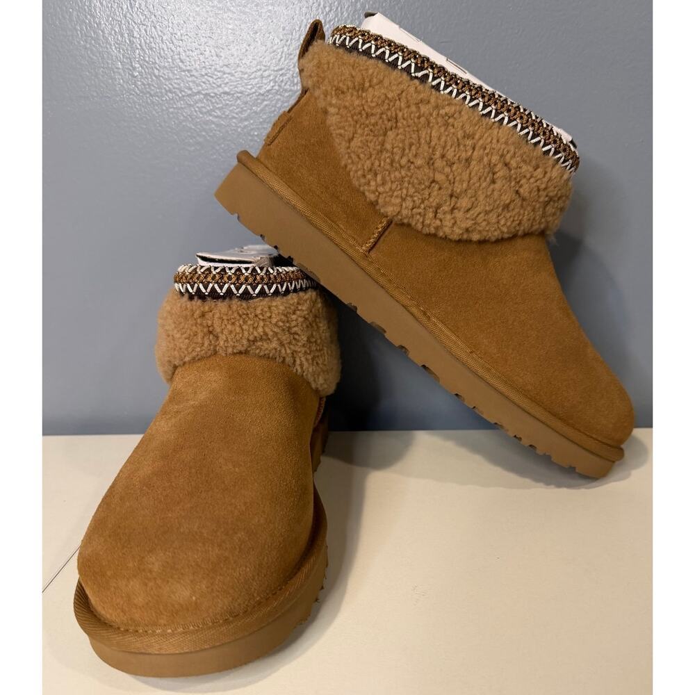 NIB Ugg Classic Ultra Mini Maxi Curly Boot - Women's Size 8 - Picture 10 of 12